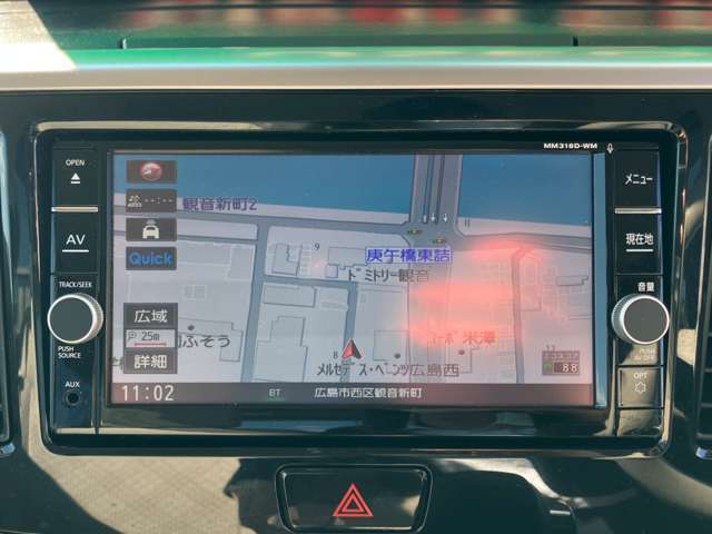 メモリーナビ付です。