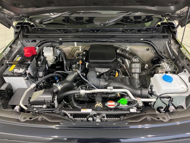 親切・丁寧な専門メカニックスタッフが応対！・車検・点検整備・事故等の修理などアフターサービスも安心。お車のカスタマイズもネクステージのサービススタッフまでご相談ください！
