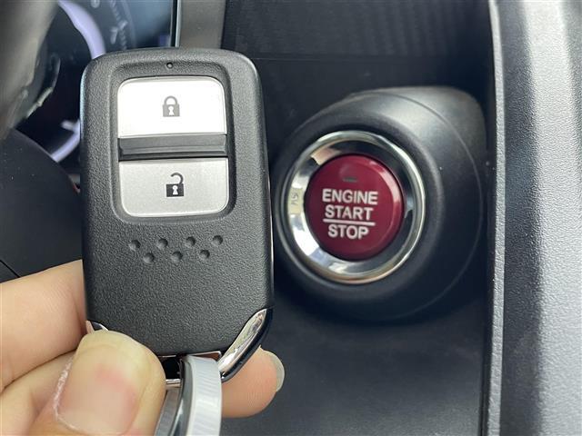 【スマートキー（エンジンスタートストップスイッチ）】スマートキー（電子キー）を持っていれば、スイッチを押すだけでエンジンをかけることができます！