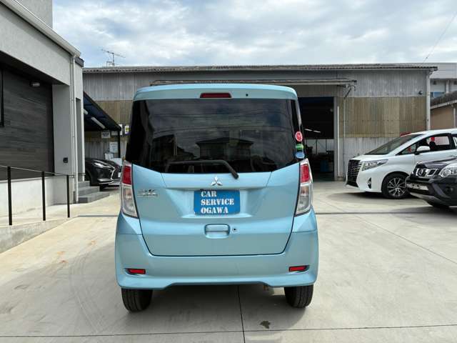 広島県自動車整備技術競技大会にて優勝実績のあるサービススタッフが、急なお車のトラブルにも迅速に対応致します。 2級整備士3名在籍しております。車検から修理、アフターパーツの取付もお気軽にご相談下さい。