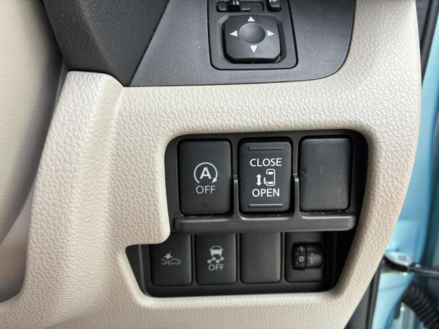 近隣のかたでも遠方のかたでも安心して購入して頂けるように保証を取り扱っております。年式、走行距離に応じて保証をお付けできます。走行距離無制限・全国で対応しておりますので安心です。