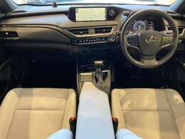 【インパネ全体】『インパネ全体』の画像になります。写真の内容に関してご不明点、ご質問等がございましたらお気軽にガリバー店舗までお問い合わせください。