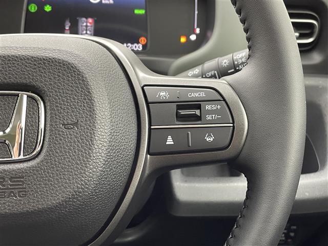 【運転席操作部】快適なドライブを楽しむための機能が装備されています！運転席から触れるので、使いやすいです！除菌プランいれていただくと、さらに清潔で安心していただけます！