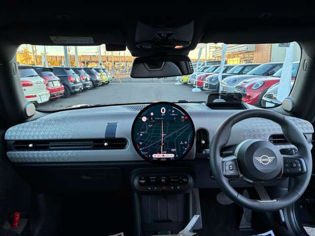 丸と水平を基調としたインテリアデザイン！