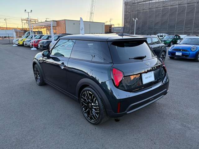 表示されている総額は、おおよその目安なります！詳細につきましては、当店にお問合せください！