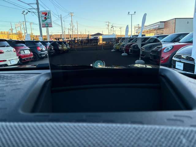 ヘッドアップディスプレイ