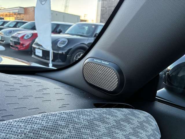 ハーマンカードンスピーカーシステム