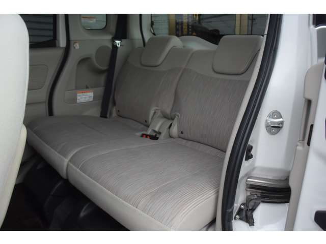 ☆ご質問対応♪☆メールにて追加画像の送信やお電話にて状態のご確認もさせて頂いておりますので、気になる事が御座いましたら是非ご連絡頂ければご対応させて頂きます。CarShop SUCCESS 0749-47-6888