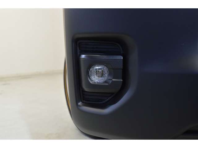 ■LEDフロントフォグランプ★即納台数多数取り揃え！気に入っていただけるお車ご提案します☆ご来店お待ちしております。シーアールエス大阪06-6852-9000