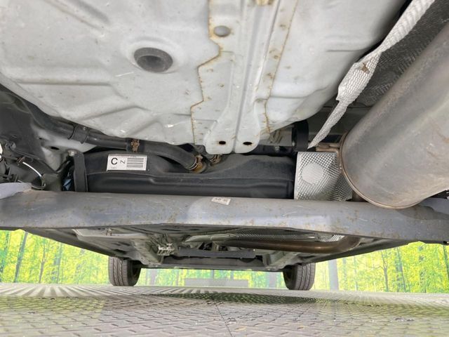 下回りがきれいなうちに、防錆加工の施工がオススメ。降雪地域はもちろん、沿岸部にお住いの方や、趣味でマリン・ウィンタースポーツをされる方にご好評いただいております。