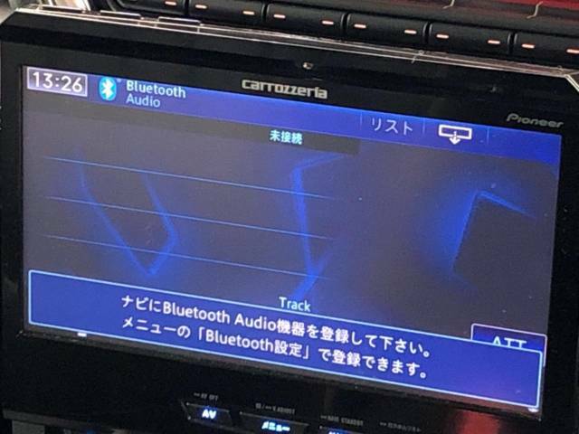 ●Bluetooth：お手持ちのスマートフォンなどと接続し、ハンズフリー通話や臨場感溢れるミュージック再生をお楽しみいただけます。無線接続ですので煩わしさもありません♪