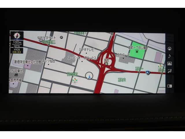 自動車保険やJAFも取扱いしています。土日も対応してますよ　♪♪