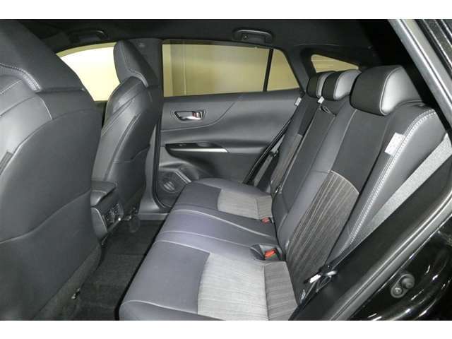 こちらは後部座席です！ゆったりと過ごしやすいかと思います☆