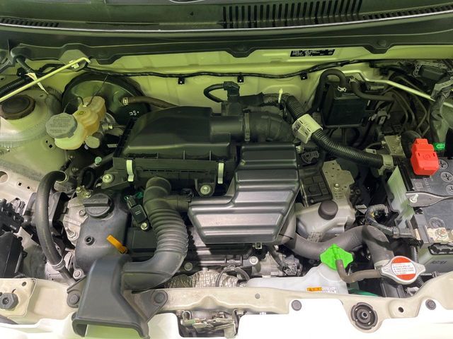 親切・丁寧な専門メカニックスタッフが応対！・車検・点検整備・事故等の修理などアフターサービスも安心。お車のカスタマイズもネクステージのサービススタッフまでご相談ください！