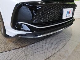 【モデリスタエアロ】人気のモデリスタエアロを装着！クルマの外観がよりスタイリッシュになり、街中で存在感あふれる1台に♪将来買い替える時にもリセールに影響しやすく、価値ある人気の装備です！