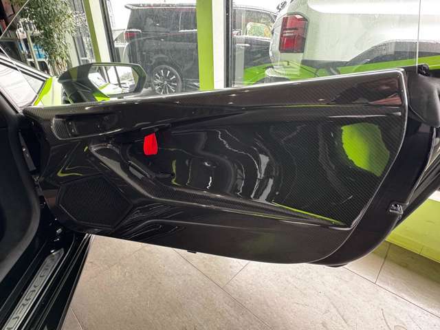 もちろん購入時のローンや自動車保険なども案内可能です。もしお困りのことがあればお気軽にご相談ください。