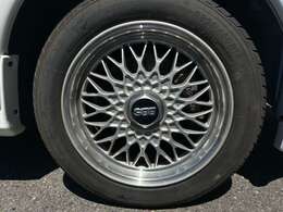 オプションBBSアルミ装着車です！