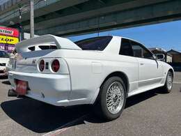 このお車と一緒に思い出を作りたい、そう思っていただける1台です。