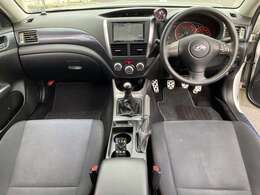 フジツボマフラー！STI強化サス！エアロパーツ＆STIスポイラー＆リアスポイラー＆グリル！タワーバー！ブースト計！ナビ＆TV＆Bluetooth！スマートキー＆プッシュS！ビルトインETC！クルコン！プラズマクラスター！