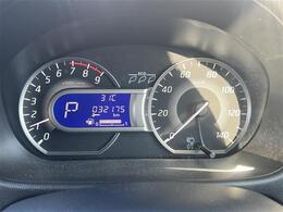 【スピードメーター】メーターがシンプルで見やすく運転しやすいですね！
