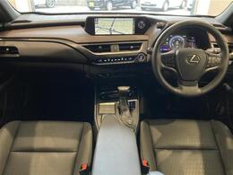 【インパネ全体】『インパネ全体』の画像になります。写真の内容に関してご不明点、ご質問等がございましたらお気軽にガリバー店舗までお問い合わせください。