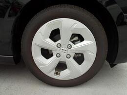 足元を引き締めて魅せるアルミホイールを装着☆