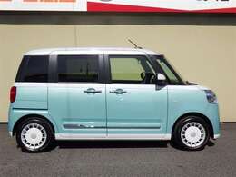 両側パワースライドドア付きだから、狭い駐車スペースなどでの 乗り降りラクラク！小さなお子さまのいるご家庭には嬉しい装備。