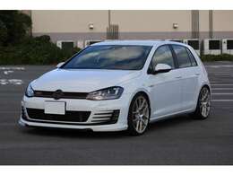 ゴルフGTI入庫しました！ワンオーナー　AVANGARDE19インチAW　XYZ車高調　スマートキー2個　ナビ　TV　バックカメラ　社外ブースト計　お気軽にお問い合わせください！