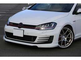 ゴルフGTI入庫しました！ワンオーナー　AVANGARDE19インチAW　XYZ車高調　スマートキー2個　ナビ　TV　バックカメラ　社外ブースト計　お気軽にお問い合わせください！