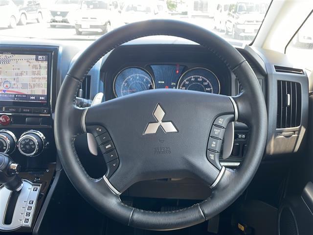 ハンドルの画像です。店舗にて現車の確認もいただけますので、お電話で在庫のご確認の上是非ご来店くださいませ！！！