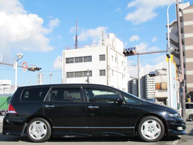 全国陸送ご納車致します。料金をわかりやすくしております。（離島・北海道・沖縄の料金はお問合せください。高額車両や特殊車両は料金が変わります。）ユーポス2号西淀川店0120-05-1236