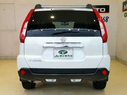 【後期モデル】マイナーチェンジモデルです。外観・内装の変更や耐久面の向上が期待できます。