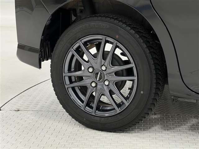 タイヤサイズは165/65R14！社外アルミホイール！納車前の点検時にタイヤ交換させていただきます！