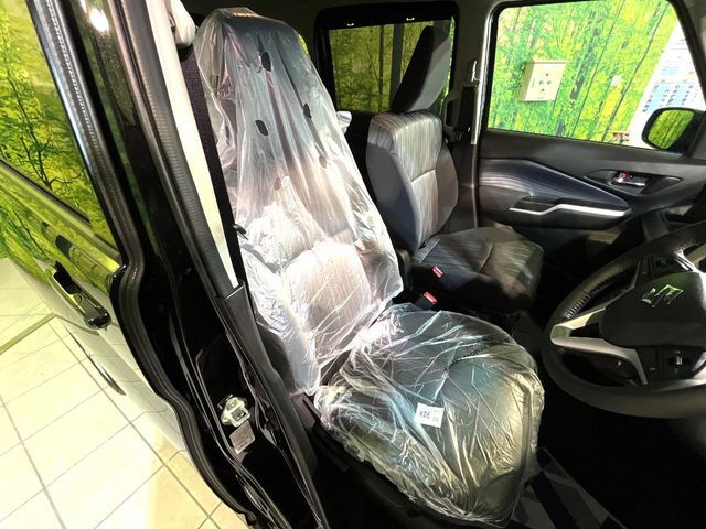もちろん車内はキレイです♪よりクリーンな状態をキープしたいお客様には『ナノゾーンコート』がおすすめ！新型コロナウイルス対策や、除菌・消臭に効果を発揮し多くの方にご好評いただいております。