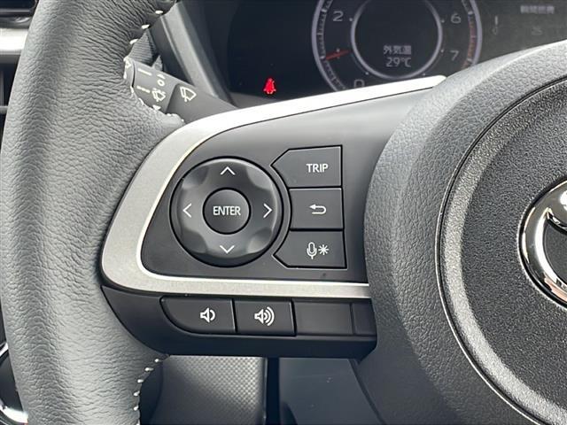 気になる車はすぐにお問い合わせください！画面右側の0066から始まる無料ダイヤルからお問い合わせ下さい！専門スタッフがお車のご質問にお答えいたします！