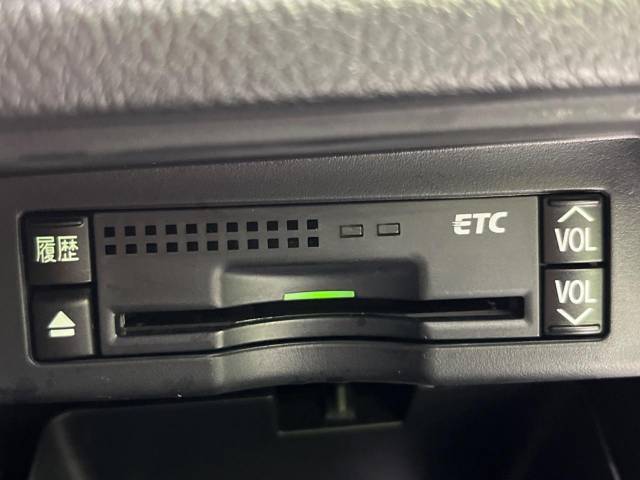 【ETC】高速道路の料金所をストレスなく通過！話題のスポットやサービスエリアに多い「スマートIC」利用時は必須のアイテムです。当店でセットアップを実施、ご納車当日からすぐにご利用いただけます！