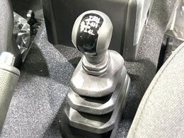 4WDのお車ですので、雪道でも安心です♪降雪地地域にお住まいの方以外にも、ウィンタースポーツが趣味の方や降雪地域へ帰省される機会がある方にもおすすめ！