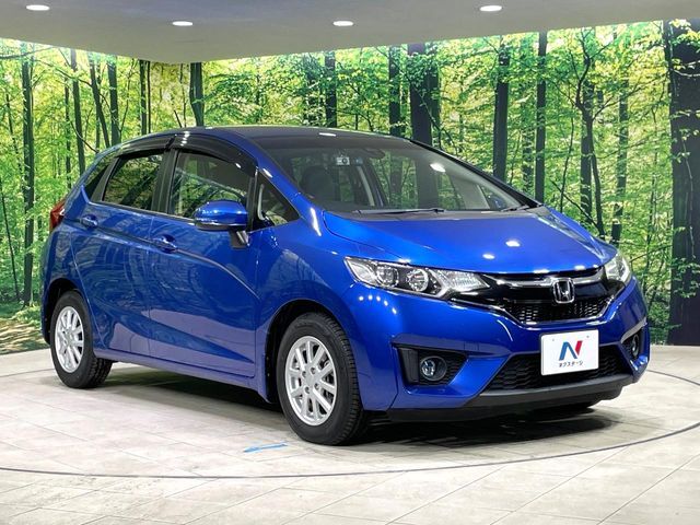 大好評のボディコーティング「弾スプラッシュコート」もご納車までに施工可能。通常のガラスコートと異なる、耐久年数6年の無機質ガラスコーティングが、ボディをキレイな状態に保ってくれます。