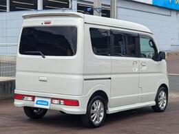 全国に店舗を展開しているのでどこでもお取り寄せが可能です！この車が気になるけど遠方だから・・・と諦める必要はありません！※別途陸送費が必要です。