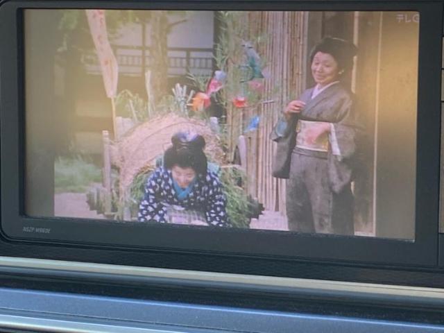 ナビ、ドラレコ、ETC、フリップダウンモニター、デジタルインナーミラーetc…後付け可能です！オプションも豊富に取り揃えておりますのでご安心ください！