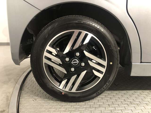 タイヤサイズは155/65R14です☆