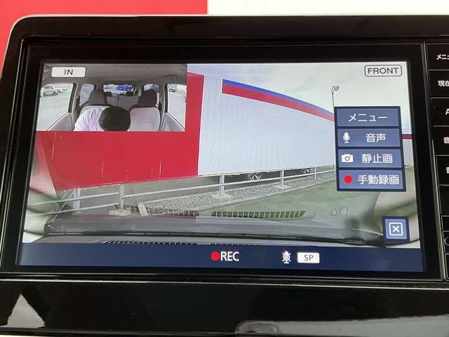 ドライブレコーダーも映し出せます