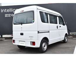 ★全席のウインドウが広く周囲が見やすくて安心ですね♪