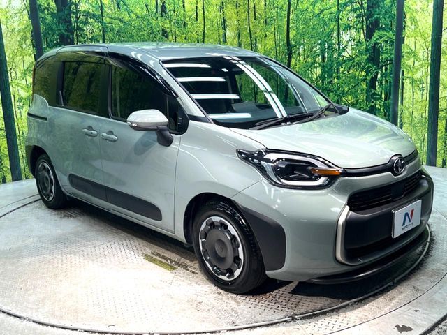 大好評のボディコーティング「弾スプラッシュコート」もご納車までに施工可能。通常のガラスコートと異なる、耐久年数6年の無機質ガラスコーティングが、ボディをキレイな状態に保ってくれます。