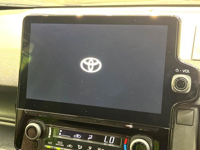 【10.5インチ　ディスプレイオーディオ】大画面のディスプレイはAppleCarPlayやAndroidAutoが利用可能。大きな画面でスマホナビアプリ等が利用いただけます♪