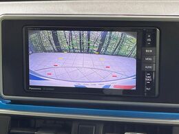 【バックカメラ】駐車時に後方がリアルタイム映像で確認できます。大型商業施設や立体駐車場での駐車時や、夜間のバック時に大活躍！運転スキルに関わらず、今や必須となった装備のひとつです！