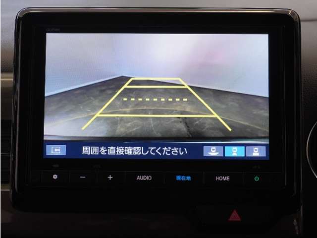 ◆バックカメラ◆リバースにするだけで映ります、後方の安全確認や、狭い駐車場での車庫入れ、雨の日や夜間など視界の悪い時に便利です！安全にバックする為には欠かせない装備です。