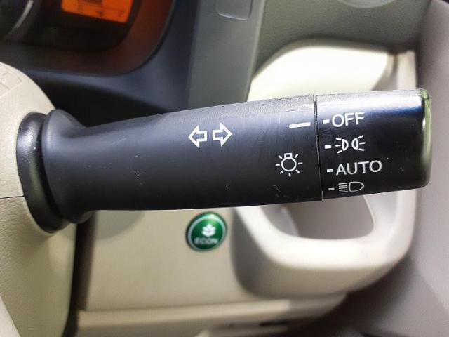 国産車から輸入車まで多様なお客様のニーズのお応えできるように、全国規模で豊富な在庫展開！車のことならWECARSへ！