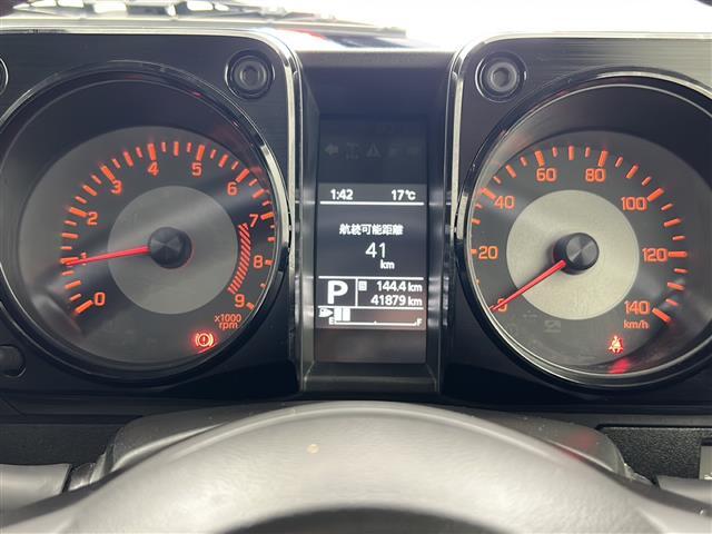 【スピードメーター】メーターがシンプルで見やすく運転しやすいですね！