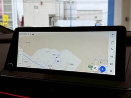 純正ナビ。フルセグ、ブルートゥースお楽しみいただけます。